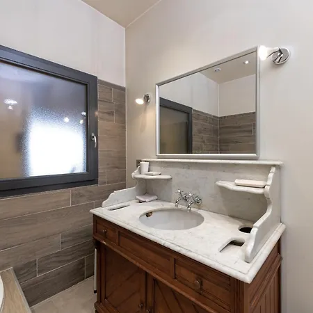 Le De Nicolas - Your Nature Exclusive Retreat ! لو ثولي